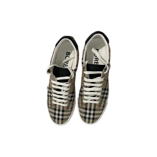 Pre-owned Burberry Cloth Low Trainers In Beige