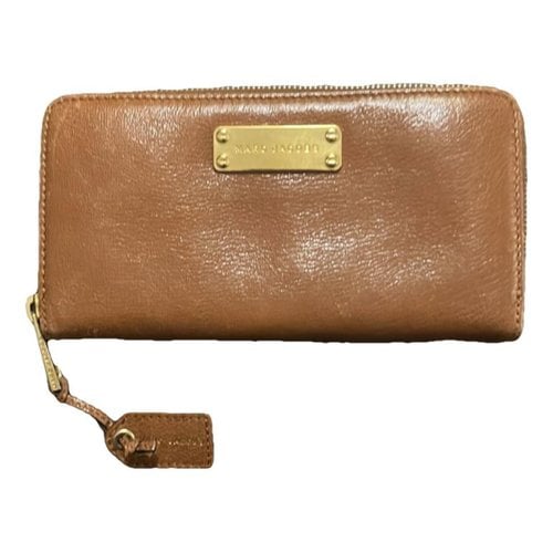 Pre-owned Marc Jacobs Leather Wallet In Camel
