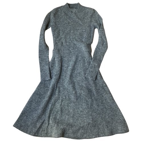 Pre-owned Louis Vuitton Wool Mid-length Dress In Grey