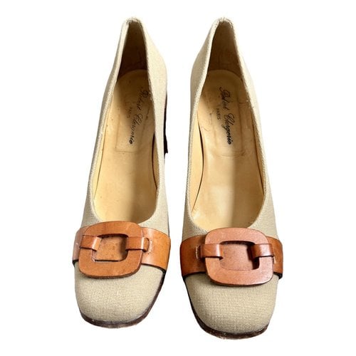 Pre-owned Robert Clergerie Cloth Ballet Flats In Beige