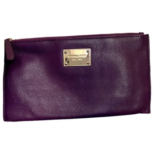 Pre-owned Michael Kors Leather Clutch Bag In Purple
