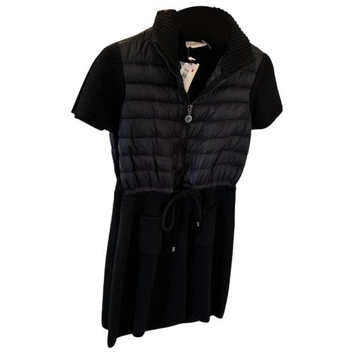 Pre-owned Moncler Wool Mini Dress In Black