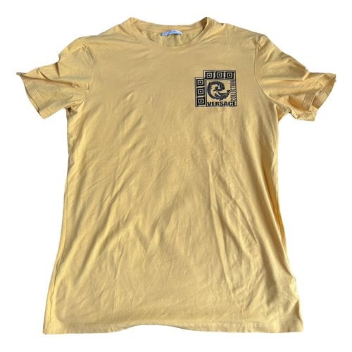 Pre-owned Versace T-shirt In Yellow