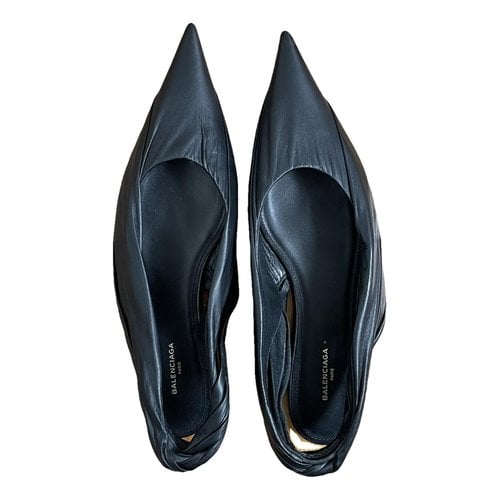 Pre-owned Balenciaga Leather Flats In Black