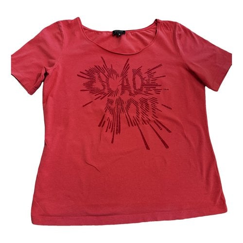 Pre-owned Escada T-shirt In Red