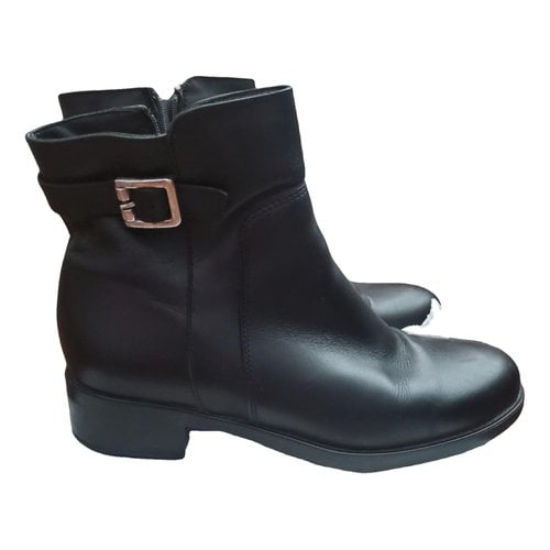 Pre-owned La Canadienne Leather Boots In Black