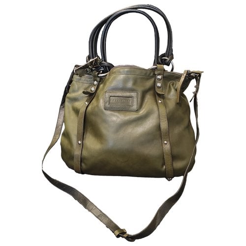 Pre-owned Coccinelle Leather Crossbody Bag In Green
