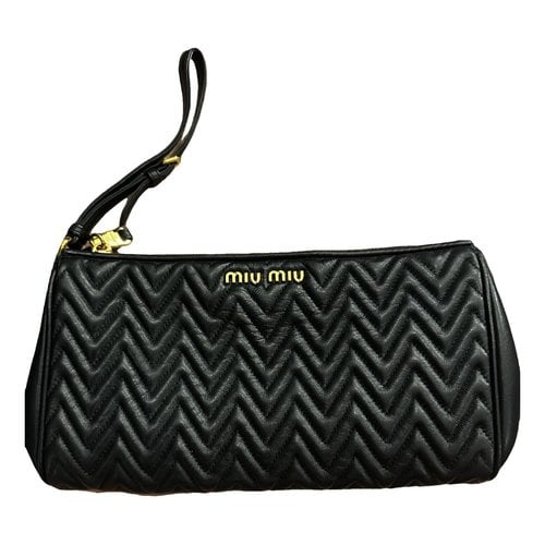 Pre-owned Miu Miu Matelassé Leather Clutch Bag In Black
