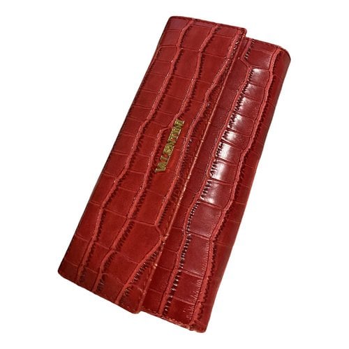 Pre-owned Luca Valentini Leather Wallet In Red