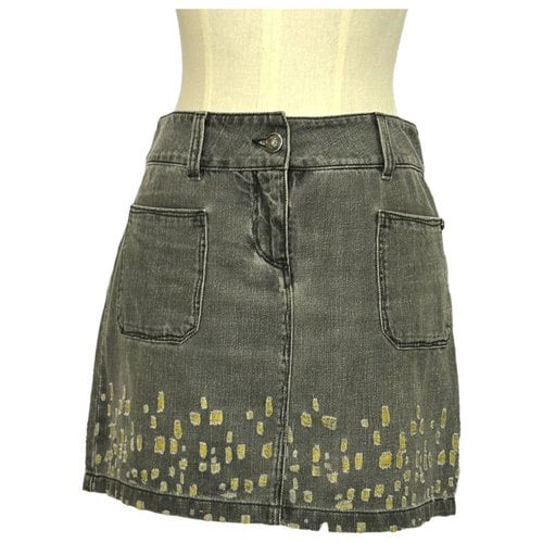 Pre-owned Chanel Mini Skirt In Grey