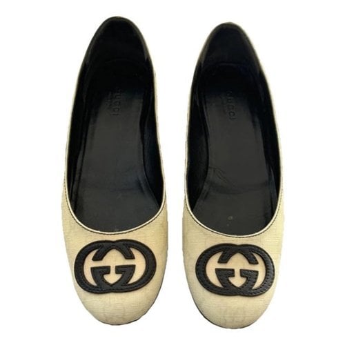 Pre-owned Gucci Marmont Leather Ballet Flats In Beige