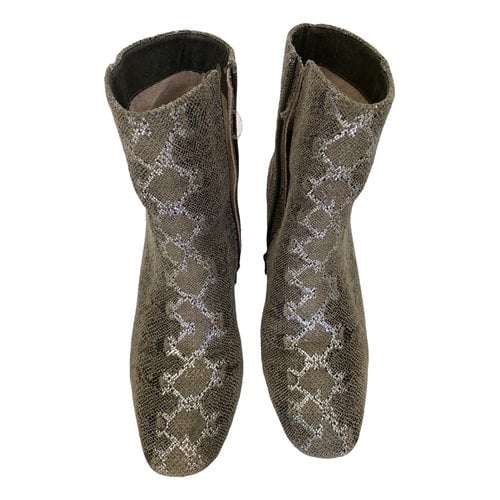 Pre-owned Vanessa Wu Vegan Leather Boots In Khaki
