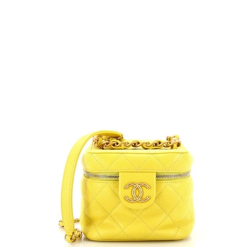 Pre-owned Chanel Leather Crossbody Bag In Yellow