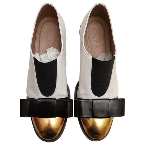 Pre-owned Marni Leather Flats In White