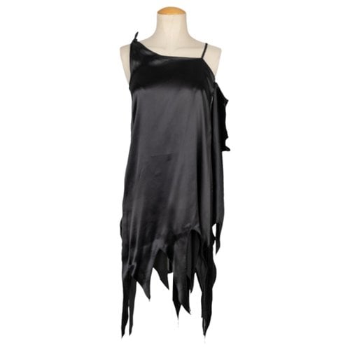 Pre-owned Givenchy Silk Mid-length Dress In Black