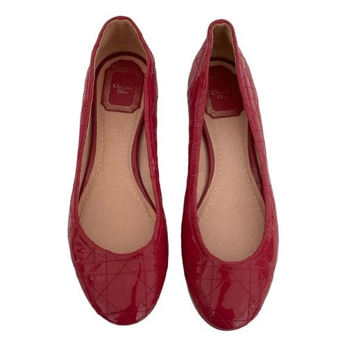 Pre-owned Dior Patent Leather Ballet Flats In Burgundy