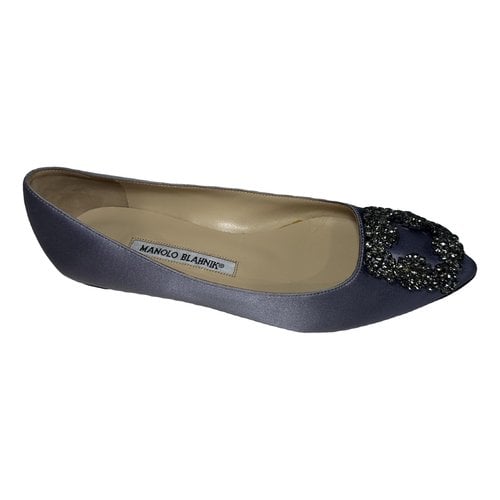 Pre-owned Manolo Blahnik Cloth Flats In Grey