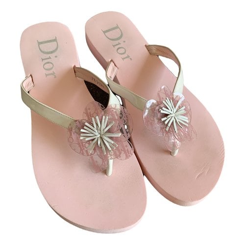 Pre-owned Dior Leather Flip Flops In Pink