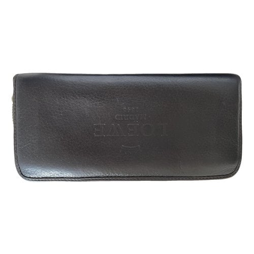 Pre-owned Loewe Leather Wallet In Brown