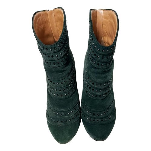 Pre-owned Alaïa Ankle Boots In Green