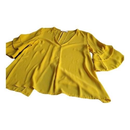 Pre-owned Kaos Knitwear In Yellow