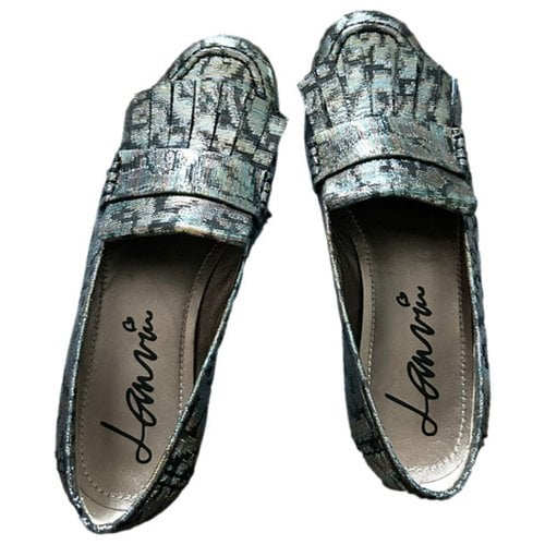 Pre-owned Lanvin Leather Flats In Metallic