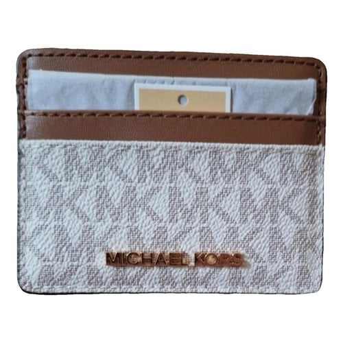 Pre-owned Michael Kors Leather Wallet In White