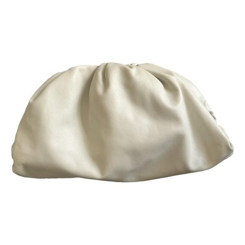 Pre-owned Bottega Veneta Pouch Leather Clutch Bag In White
