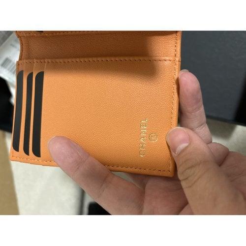 Pre-owned Chanel 19 Leather Wallet In Orange