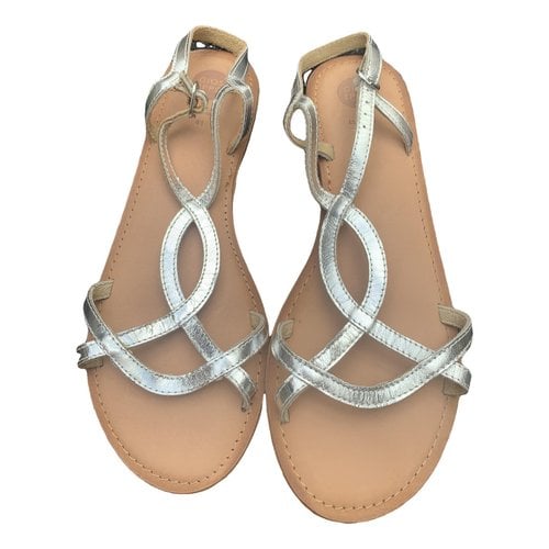 Pre-owned Gioseppo Leather Sandal In Silver