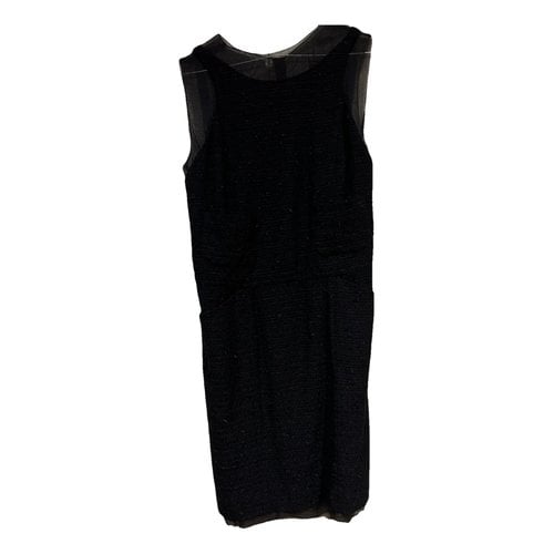 Pre-owned Chanel Tweed Mid-length Dress In Black