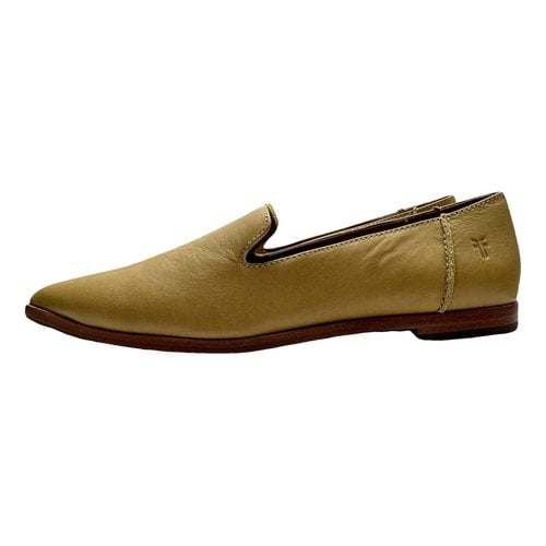 Pre-owned Frye Leather Flats In Yellow