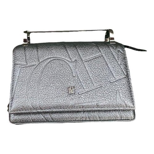 Pre-owned Carolina Herrera Handbag In Grey