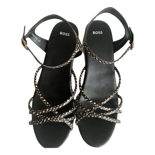 Pre-owned Hugo Boss Sandals In Black
