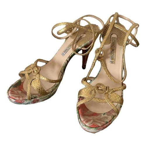 Pre-owned Luciano Padovan Leather Sandals In Gold