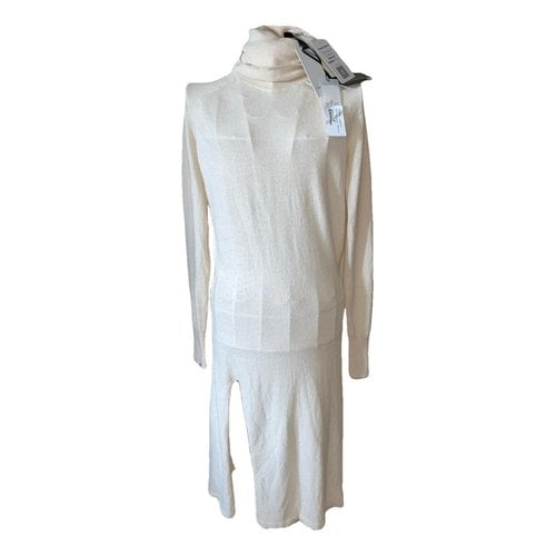 Pre-owned Laneus Wool Mid-length Dress In White