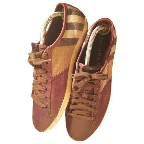 Pre-owned Burberry Regis Leather Low Trainers In Brown