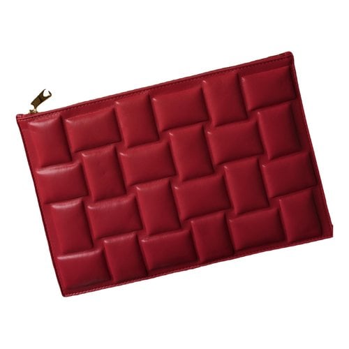 Pre-owned Bottega Veneta Snap Leather Clutch Bag In Red