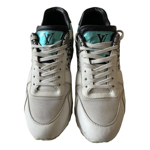 Pre-owned Louis Vuitton Run Away Leather Low Trainers In White