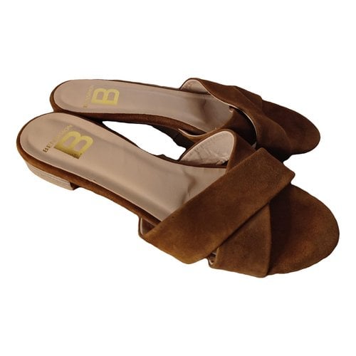 Pre-owned Bensimon Leather Mules In Camel
