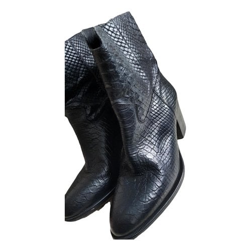 Pre-owned Zadig & Voltaire Break Leather Boots In Black