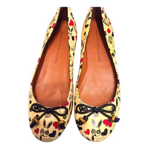 Pre-owned Marc By Marc Jacobs Leather Ballet Flats In Ecru