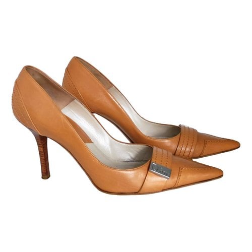 Pre-owned Dior Cherie Pointy Pump Leather Heels In Camel