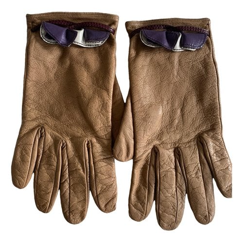Pre-owned Miu Miu Leather Gloves In Camel