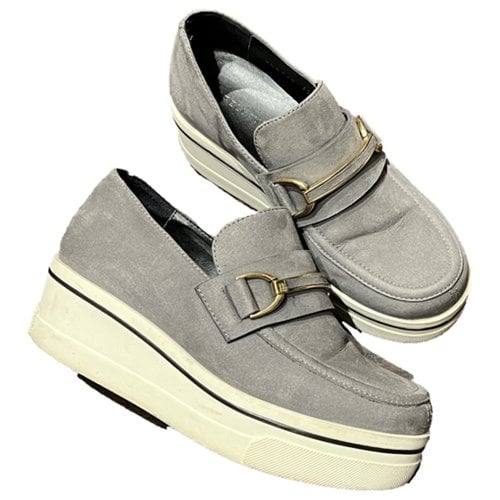 Pre-owned Stella Mccartney Trainers In Grey