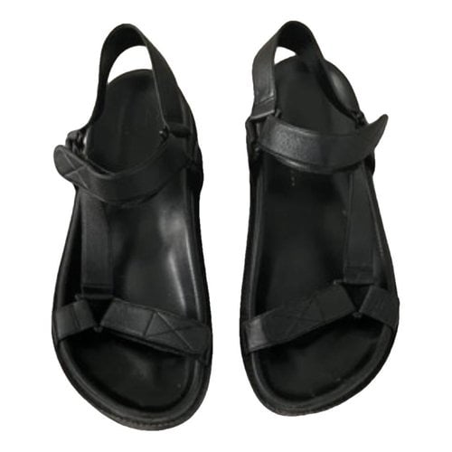 Pre-owned Porte & Paire Leather Sandal In Black