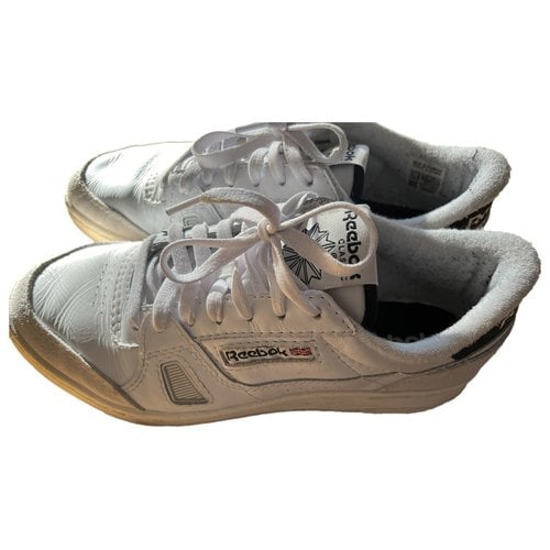 Pre-owned Reebok Leather Low Trainers In White