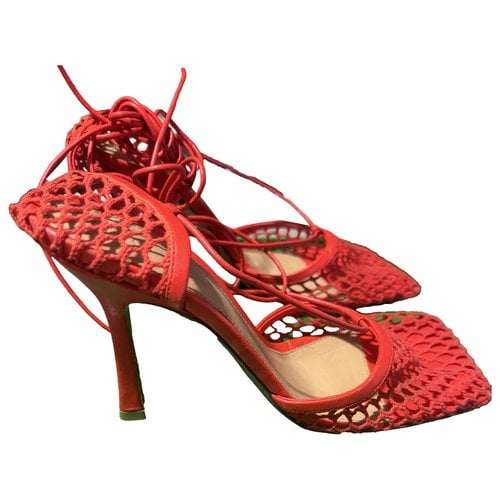 Pre-owned Bottega Veneta Leather Heels In Red