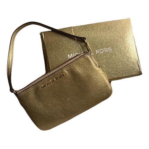 Pre-owned Michael Kors Leather Clutch Bag In Gold