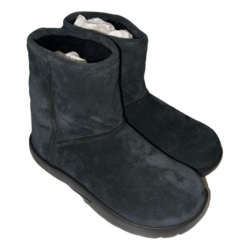 Pre-owned Bottega Veneta Leather Boots In Grey